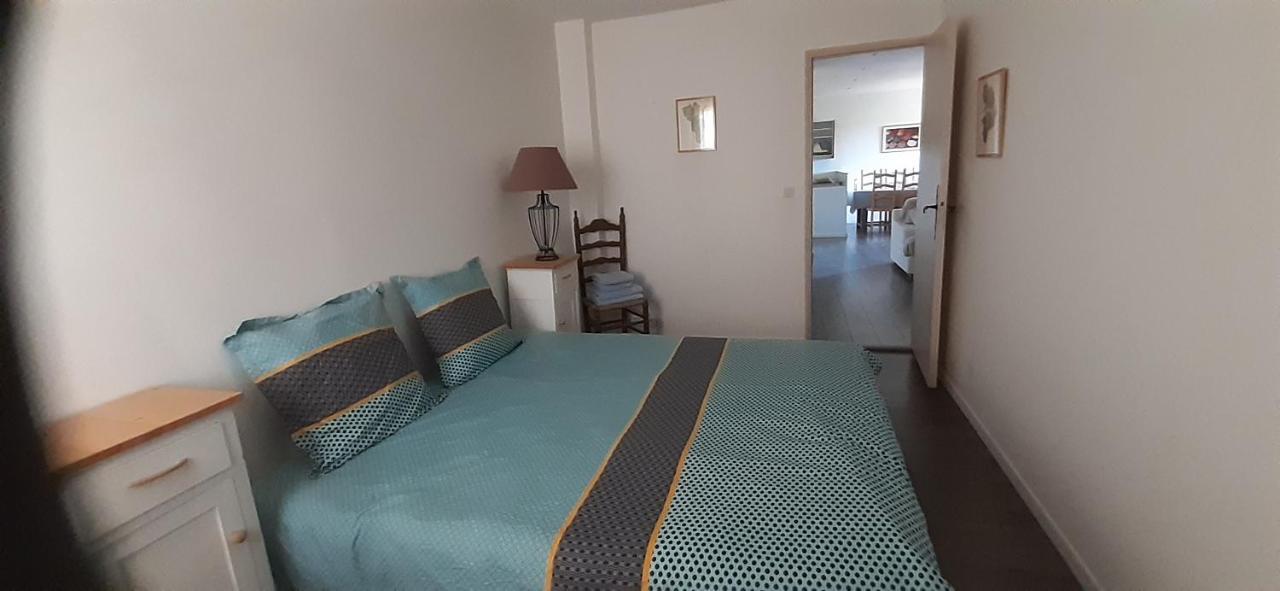 Le Gite Des Cinq Cepages Frejus Luaran gambar