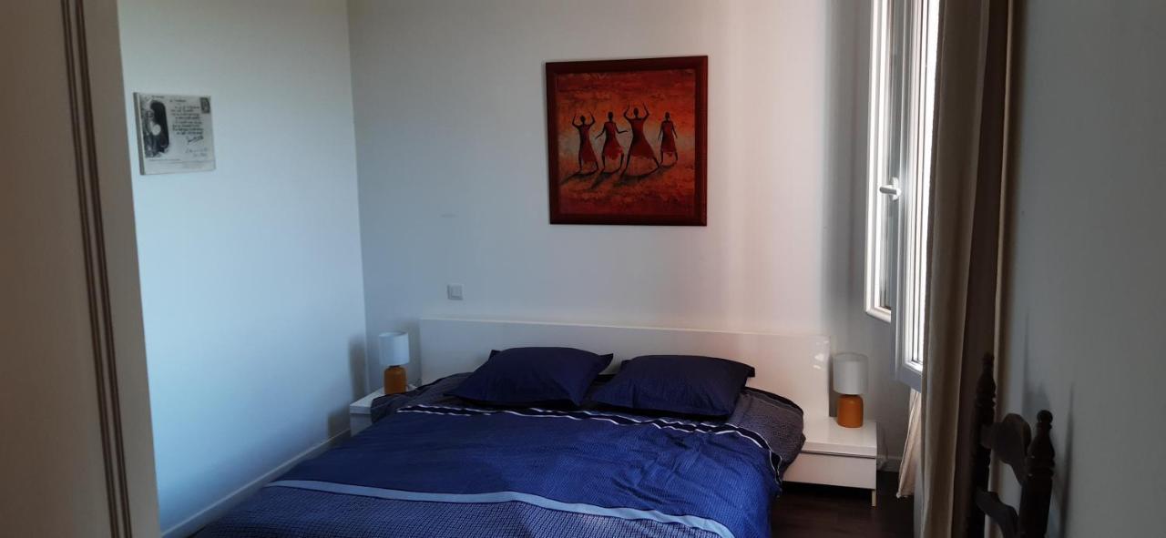 Le Gite Des Cinq Cepages Frejus Luaran gambar